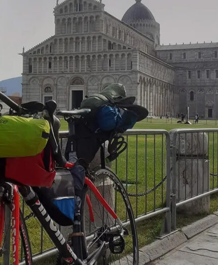 Il passaggio vicino alla Torre Pendente sarà uno dei punti focali della prossima edizione