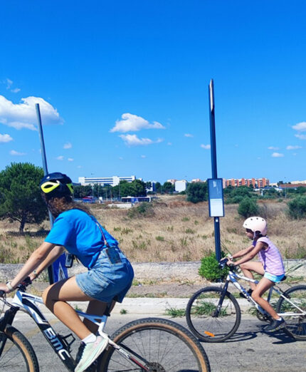 La serie di esercizi ha mostrato come ragazze di 11-12 anni fossero ancora digiune di esperienza in bici