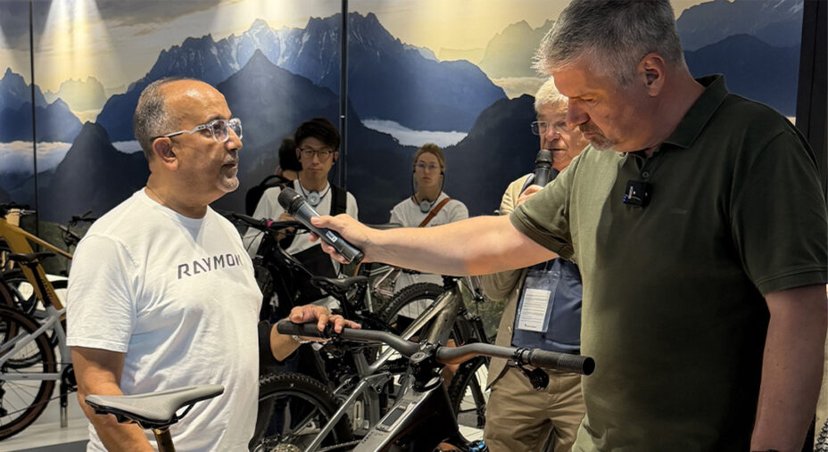 Tantissimi i giornalisti e videomaker presenti a Eurobike, dando una diffusione planetaria a quanto avveniva a Francoforte