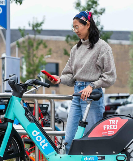 Il bike sharing è profondamente cambiato a Genova, affidato ai privati e incentrato sulle ebike