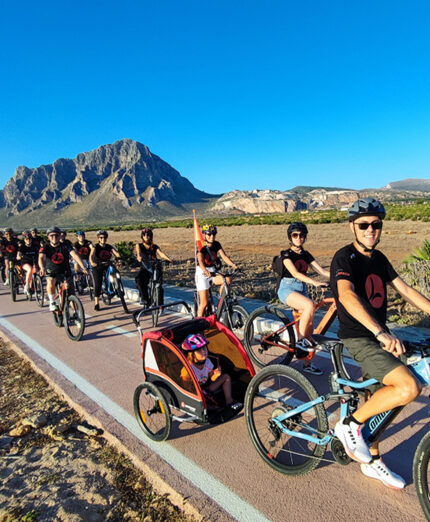 Lombardo Bikes promuove l'attività sana su due ruote anche attraverso passeggiate educative