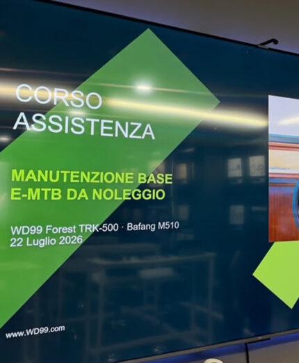 I corsi si svolgono nello spazio Bike Evolution alla sede dell'azienda a Santarcangelo di Romagna