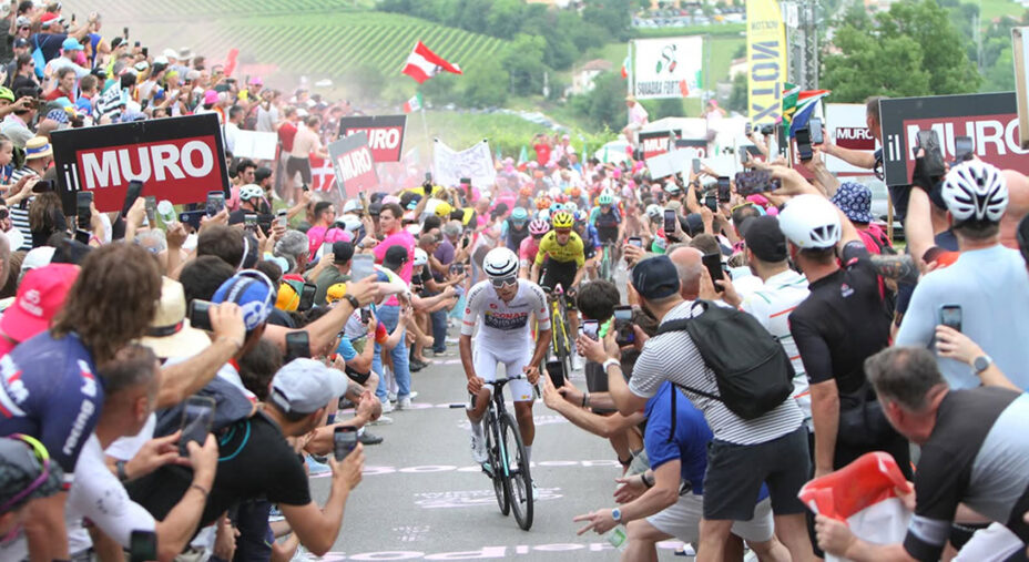 Il 25 maggio, con il passaggio del Giro d'Italia, Ca' del Poggio è esploso di tifosi