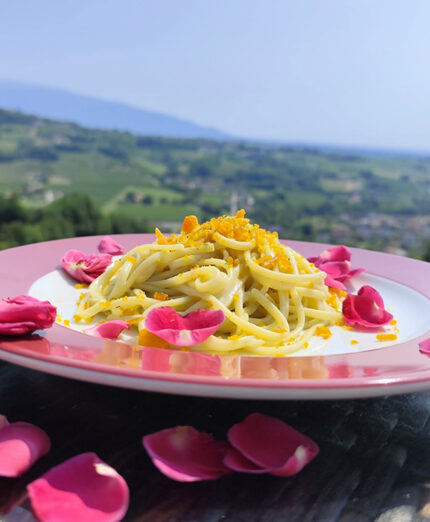 Spaghetti con la bottarga, altra specialità lagunare