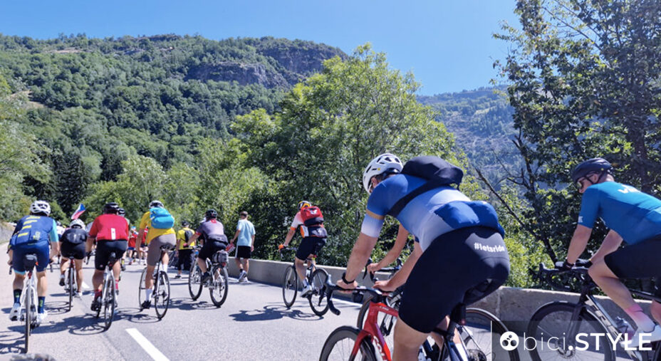 TIFO Alpe d Huez
