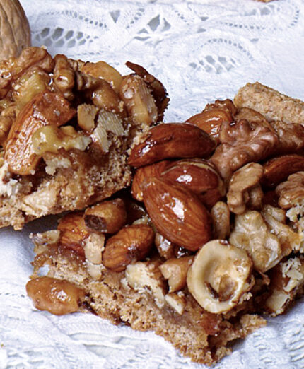 Dolci con frutta secca e miele, sono tipici soprattutto nei mesi più freddi