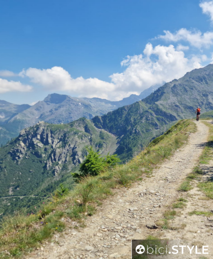 Upslowtour, Anello dei rifugi