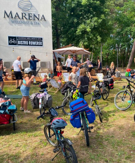 Il Międzywodzie Bistro Rowerek è un punto di passaggio per cicloturisti da ogni parte di Europa