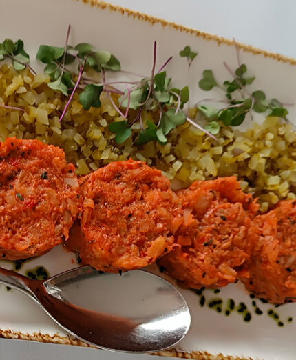 Il secondo antipasto è fatto invece con passata di pomodoro, merluzzo e paprika, tipico di questa parte di Polonia