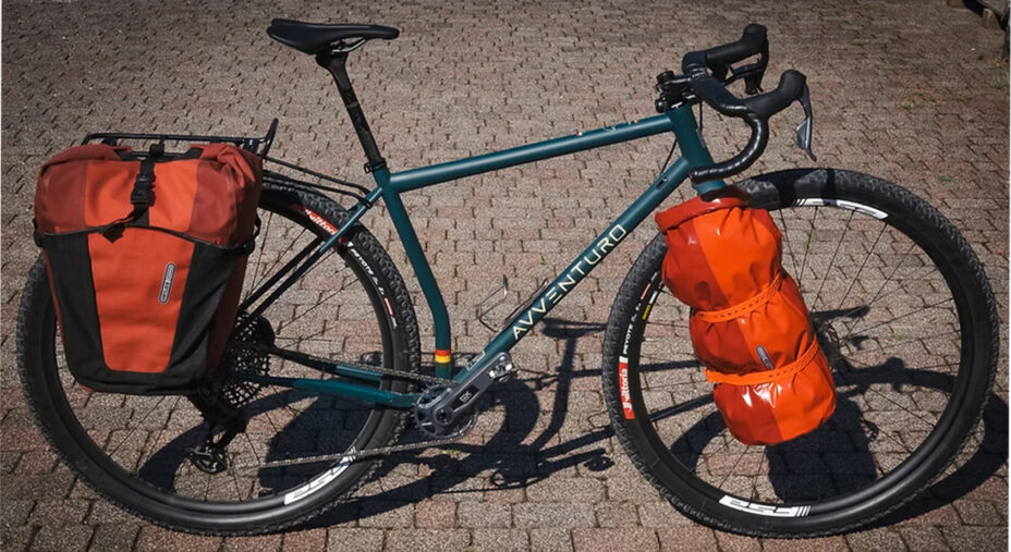 La bicicletta Avventuro è progettata per ospitare ruote da 32, nuova frontiera del gravel