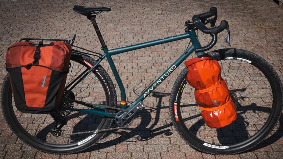 La bicicletta Avventuro è progettata per ospitare ruote da 32, nuova frontiera del gravel