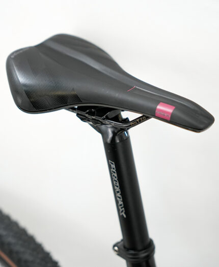 Il gravel interpretato da Coppi biciclette porta il nome Grantour GT1