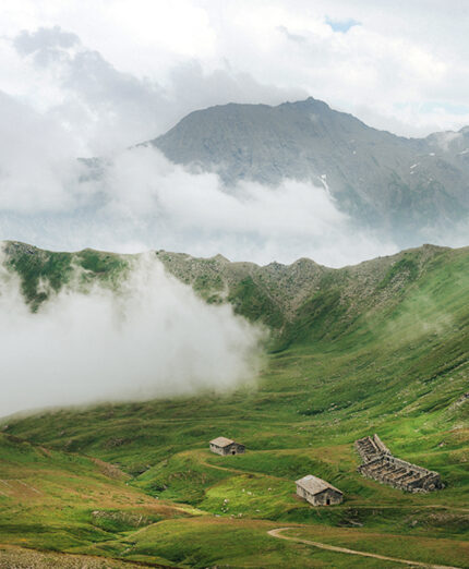 Si incontrano scorci davvero impattanti, la montagna ti lascia davvero a bocca aperta (foto Federico Ravassard)