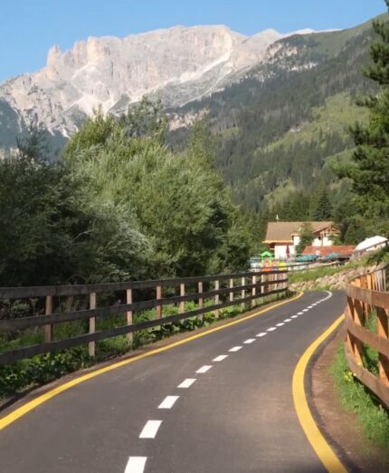 Completamento Ciclovia Val di Fiemme Val di Fassa, Canazei, Trentino (foto Provincia Autonoma di Trento)