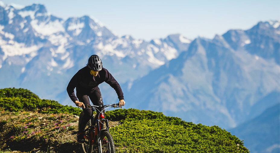 Nuove piste al Bike Park di Pila. La vacanza non ha confini