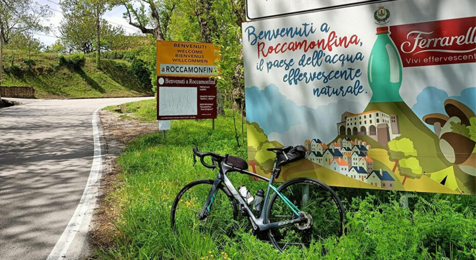 Roccamonfina è uno dei principali centri dell'Alta Campania, sede di molti pellegrinaggi