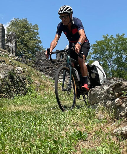 Antonio Ferretti, Viaggio nel Medioevo