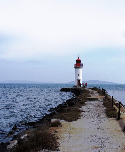 L'arrivo al Faro di Ongles (foto Kolortrip)