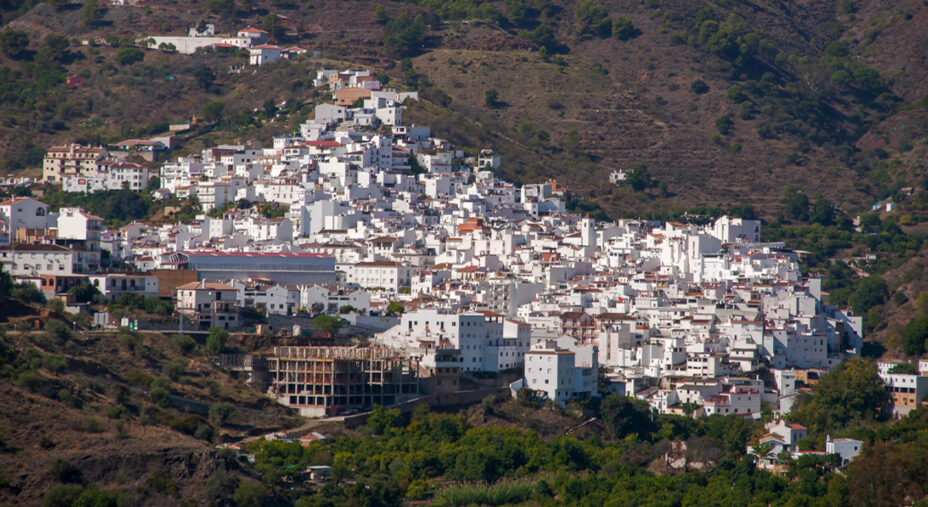 Tolox, dove si svolge las logistica del Desafio, è uno dei villaggi bianchi di questo angolo di Andalucia