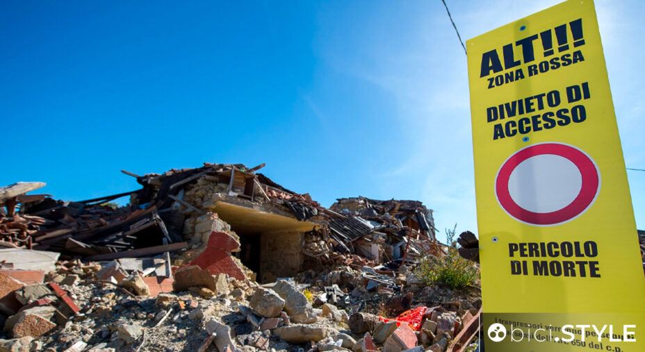 Lungo il percorso della prima edizione di #NoiConVoi2016, due mesi dopo il terremoto, questi erano scorsi abituali
