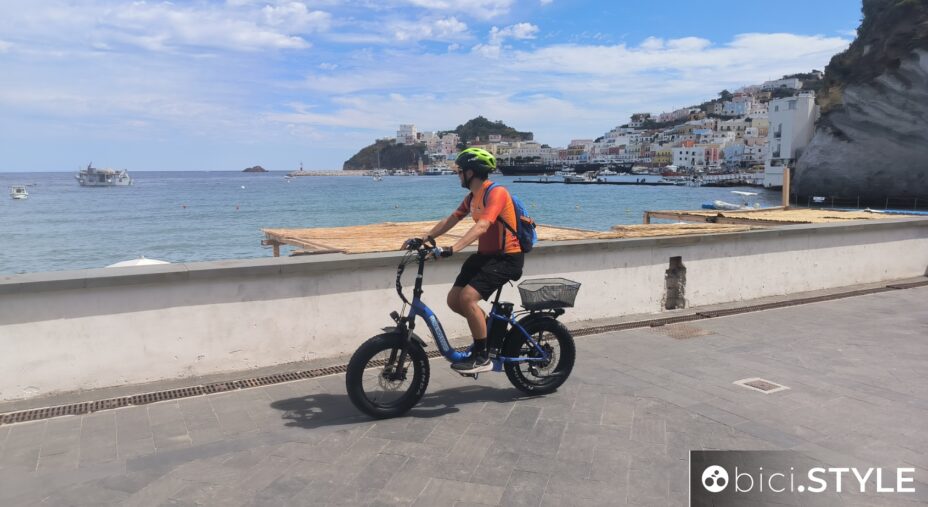 Isola di Ponza in sella, Lazio, Bici in Comune, mobilità