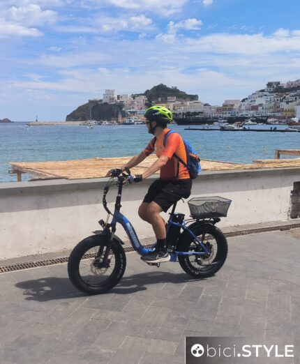 Isola di Ponza in sella, Lazio, Bici in Comune, mobilità