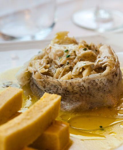 Baccalà alla vicentina con polenta