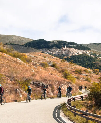 La campagna di Castel del Monte, un vero set per il cinema del tutto naturale
