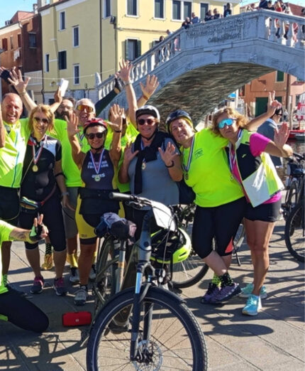 L'approdo a Chioggia di uno dei gruppi di Deltaciclando. Il viaggio si svolgerà a inizio primavera