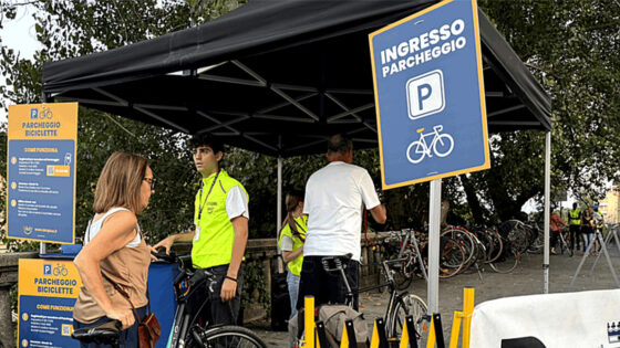La nuova idea di Extragiro: parcheggi per bici nei grandi eventi