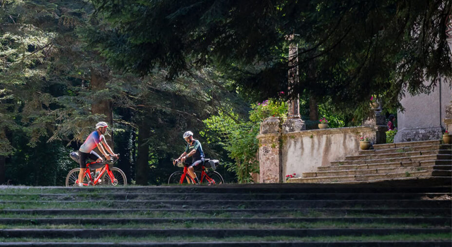 La Ciclovia dei Parchi di Calabria riunisce attraverso i suoi 545 chilometri ben 4 parchi naturali del territorio