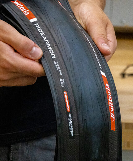 Vittoria RideArmor si rinnova e si allarga fino a 42 millimetri