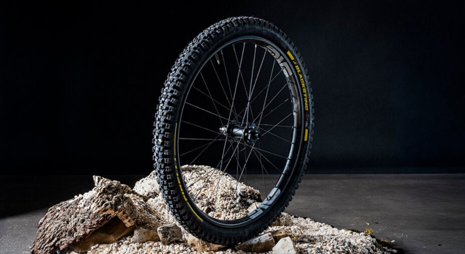 Pirelli rinnova la gamma Scorpion dedicata al segmento gravit