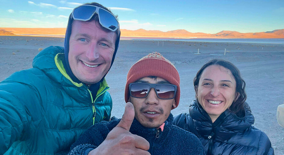 Il selfie con Nilton e la laguna al tramonto, prima che il valido autista riparta verso Uyuni