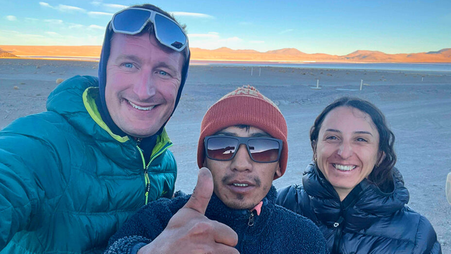 Il selfie con Nilton e la laguna al tramonto, prima che il valido autista riparta verso Uyuni