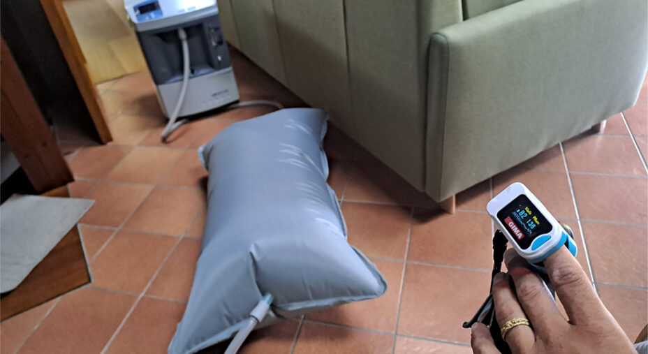 Un saturimetro serve per riscontrare che l'uso della tenda ipossica non porti a qualche eccesso