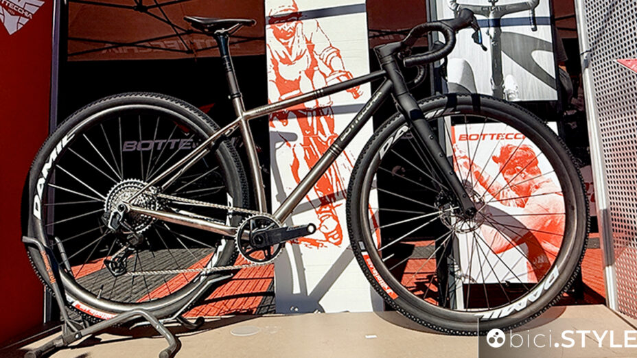 Bottecchia Titan 32, se il futuro delle ruotone fosse gravel?
