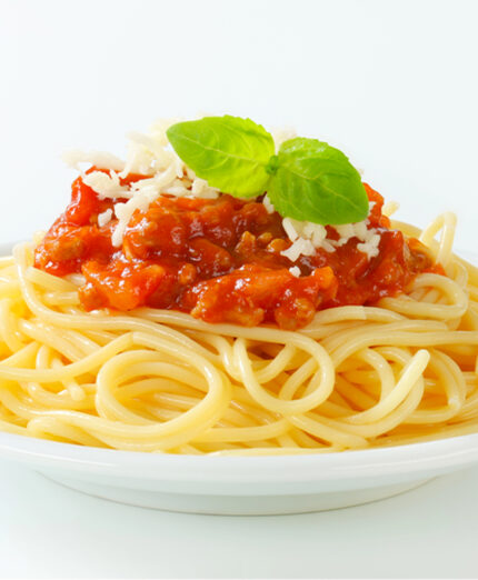 Per la dieta mediterrane, pane, pasta, riso e altri cereali sono da inserire quotidianamente con varietà (depositphotos.com)