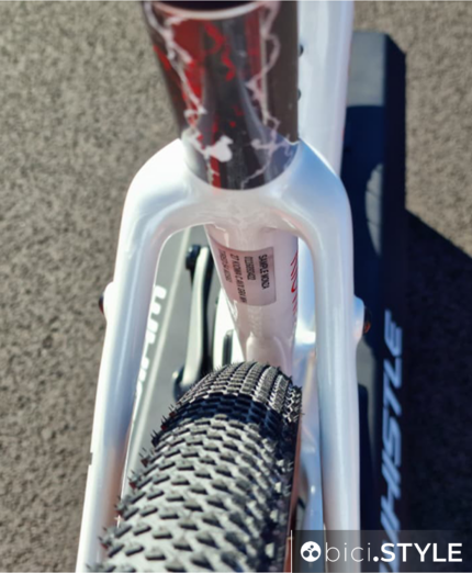 Whistle, Kiowa AVX