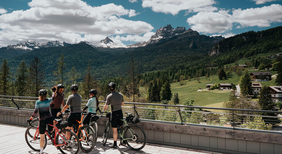 I 500 chilometri della The Great Ride non devono spaventare: suddividendo il percorso in segmenti si gestisce meglio anche la fatica (foto Josef Plaickner)