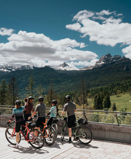 I 500 chilometri della The Great Ride non devono spaventare: suddividendo il percorso in segmenti si gestisce meglio anche la fatica (foto Josef Plaickner)