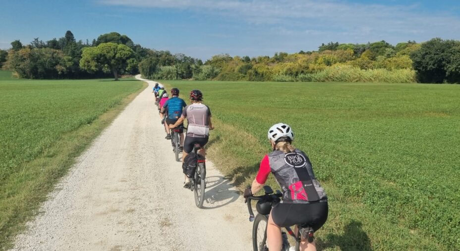 Bike Hub Riccione, Emilia-Romagna, negozio, noleggio bici, tour guidati