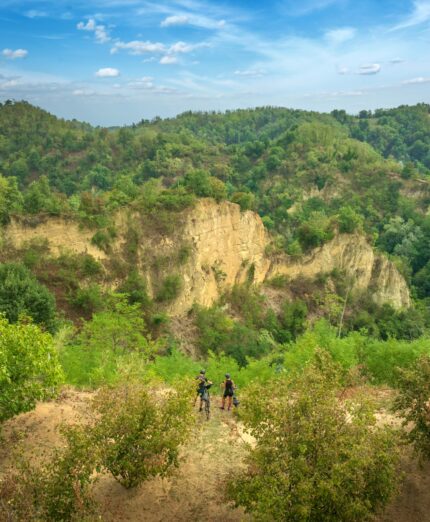 Roero Outdoor Destination, Piemonte, gravel, rocche
