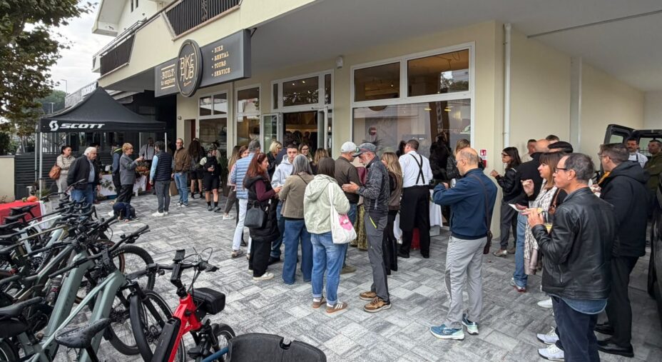 Bike Hub Riccione, Emilia-Romagna, negozio, noleggio bici, tour guidati
