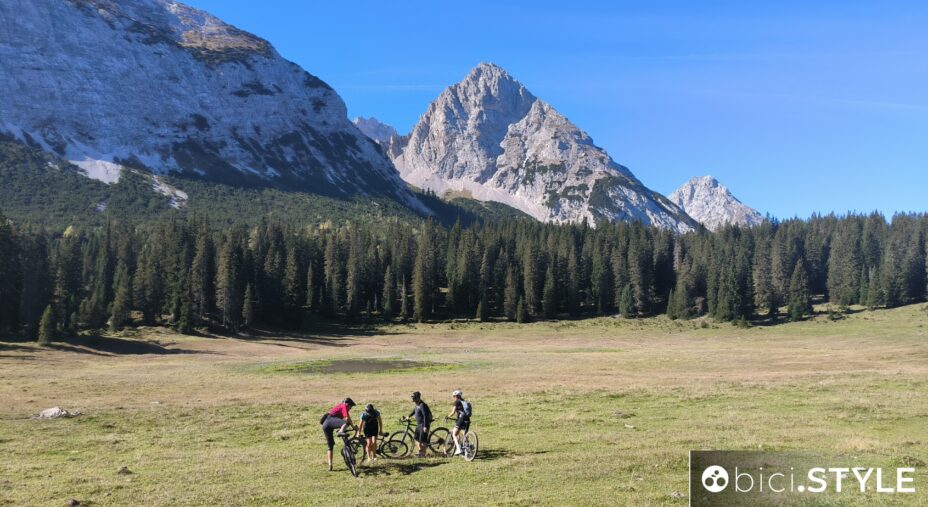 Tirolo, Austria, Bikepacking Tour Tirol, gravel,