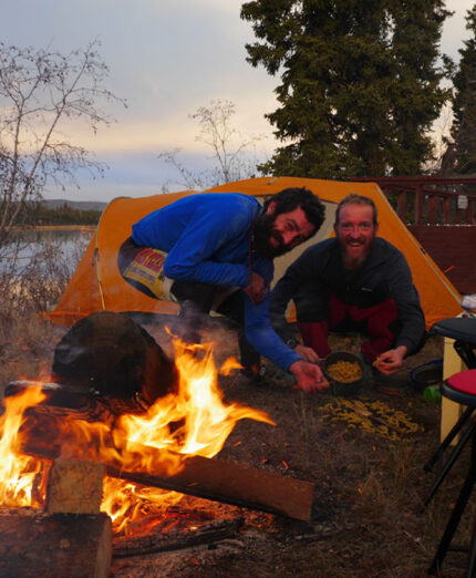 Dal Canada all’Alaska, il viaggio di Alberto e Fausto, tenda