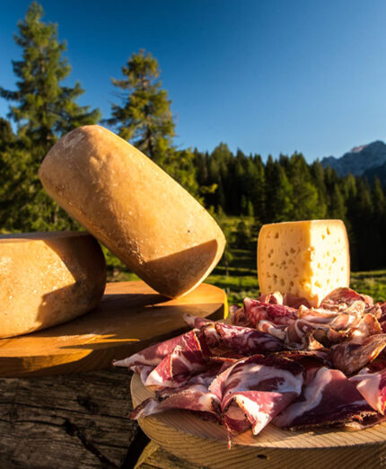 Formaggi e affettati Passo Staulanza