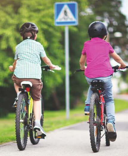 I bambini fino a 12 anni potranno pedalare sui marciapiedi se non c'è una pista ciclabile