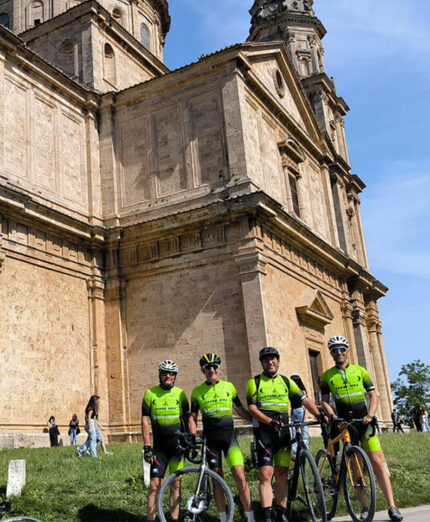Il cuore di Montepulciano, borgo senese dalla struttura medievale che si distingue sempre più nell'outdoor