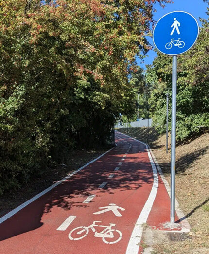 Oltre agli alberi, i lavori sul tratto della Ciclovia del Sole riguarderanno anche la manutenzione stradale